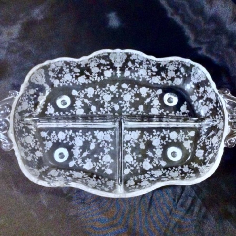 💲SALE💲Vintage Cambridge Rose Point Crystal Etched 3 Section Two Handled Tray